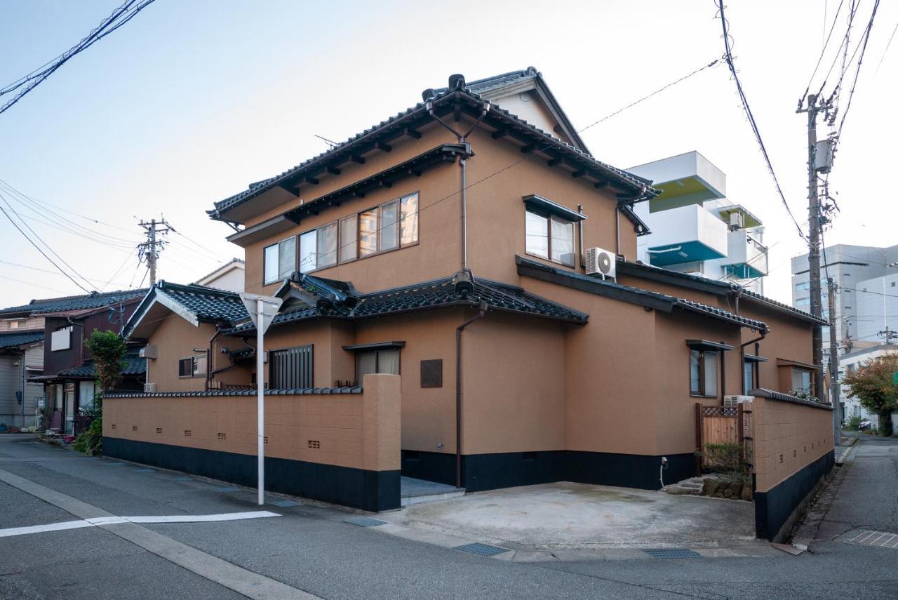 Kimachi-Tei（きまち亭） Villa Toyama Station Exteriör bild